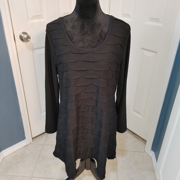 NWOT Creation L Black tunic Size 12. - Picture 1 of 9